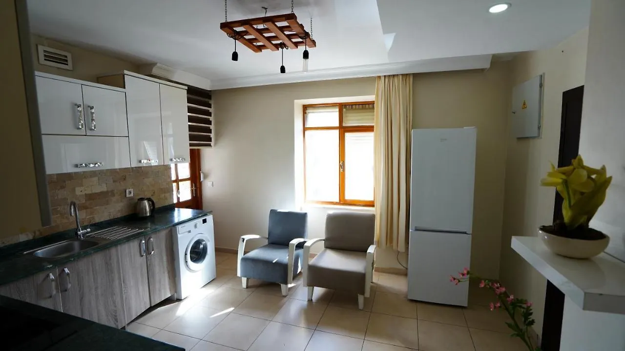 Arya Suits Apartman Antalya