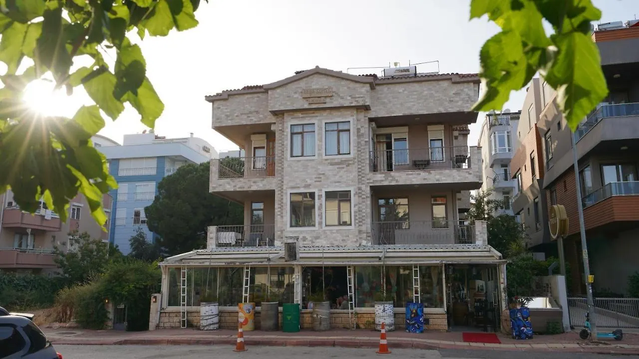 Arya Suits Apartman Antalya