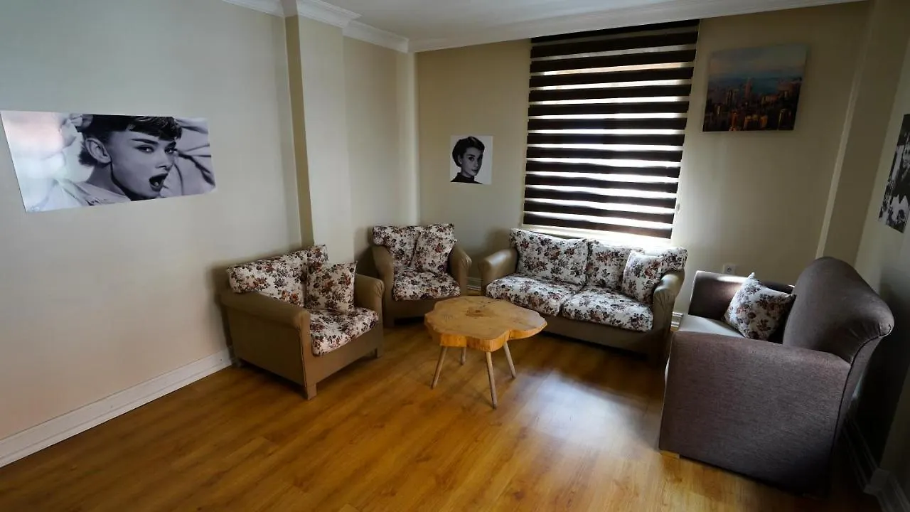 Arya Suits Apartman Antalya
