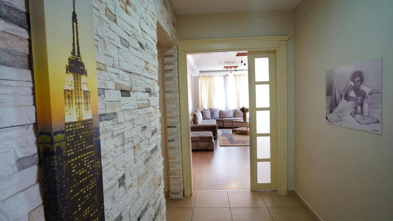Arya Suits Apartman Antalya Törökország