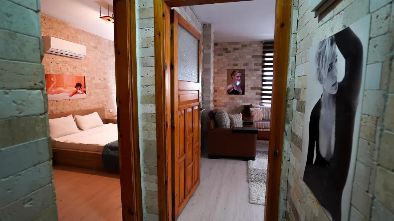 Arya Suits Apartman Antalya